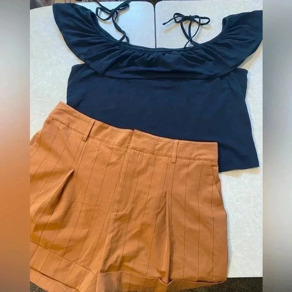 Who What Wear Black Off Shoulder Ruffle Shoulder Ties Tank Top Size XXL - Picture 9 of 9